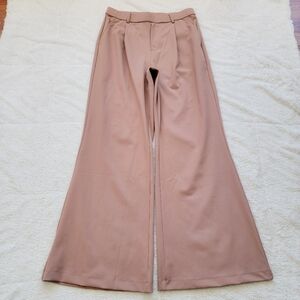 HALARA Wide Leg Pants in Tan